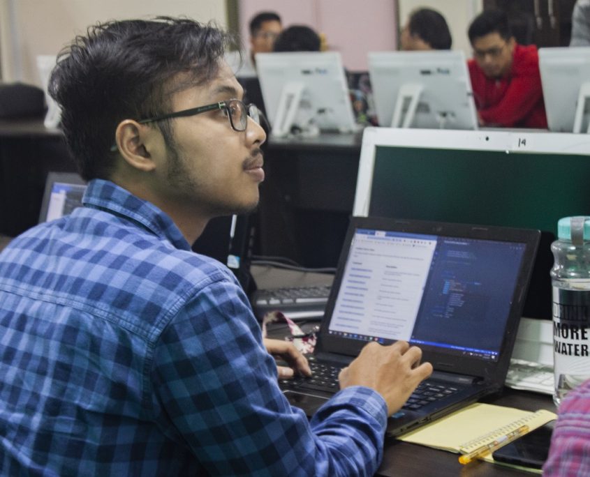 Шахрукх кхан фото 2022. Джаван 2023. Джаван огаджанов. Джавана тим. Новый индийский фильм 2021 салман кхан 2021.