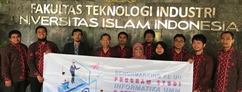 Teknik Informatika UMM benchmarking ke Informatika UII